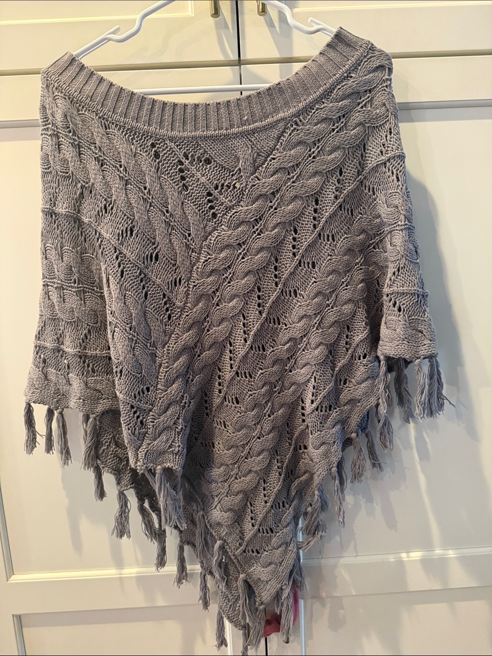 Y2K Cable Knit Fringe Poncho Sweater - Gray L/XL